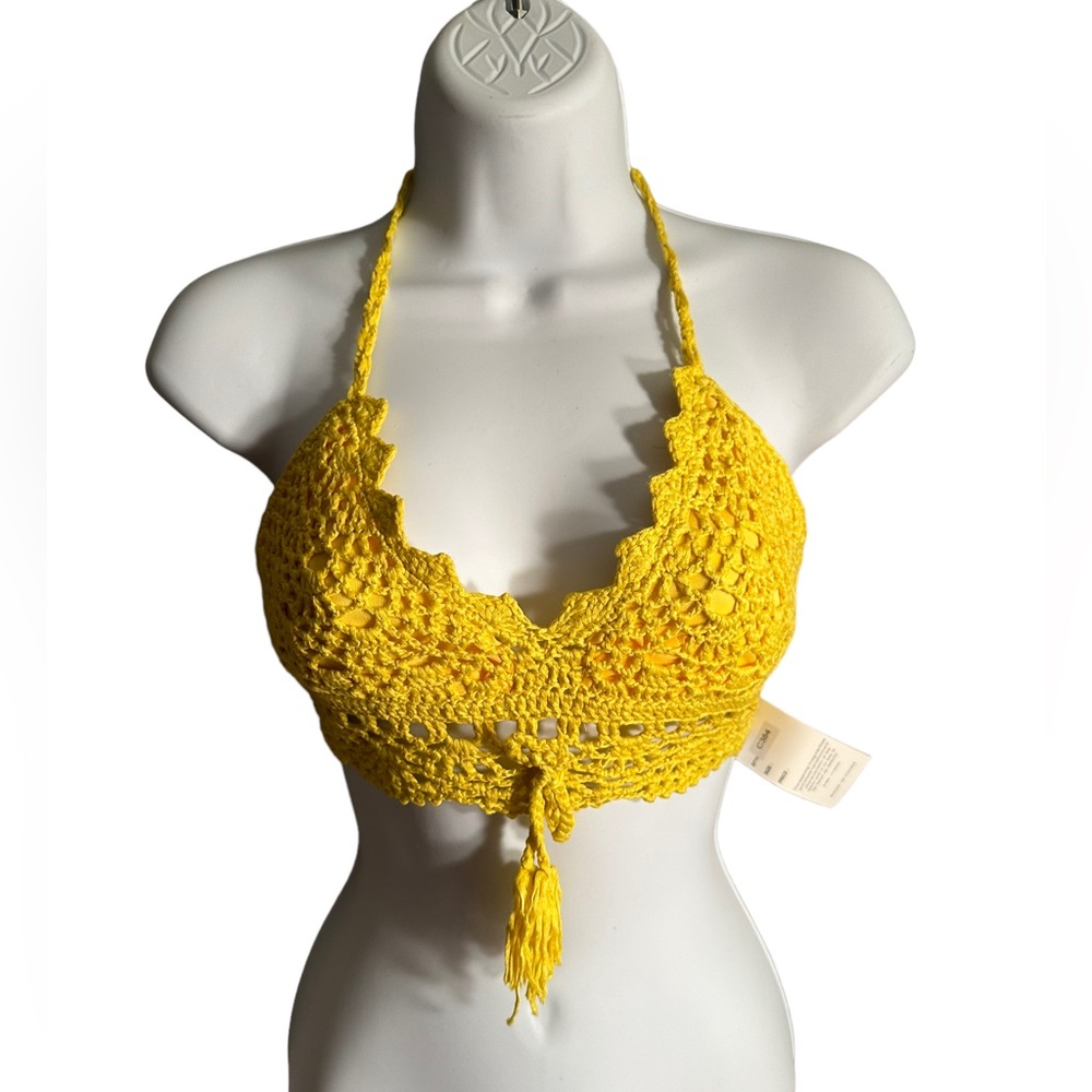 NWT. Hippie Boho Crochet Top.  C384.  CL/GR14